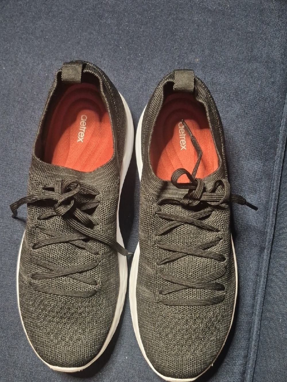 Aetrex Sadie Arch Support Slip On Sneaker Black Size 10